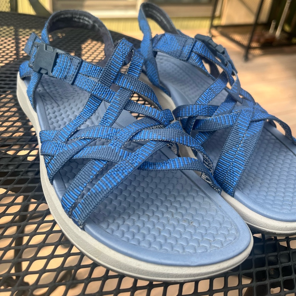Baretrap sandals